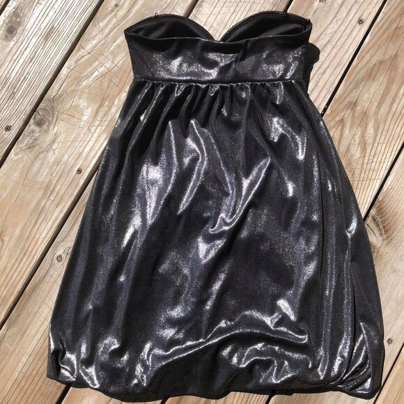 Guess strapless dress - Picture 2 of 3